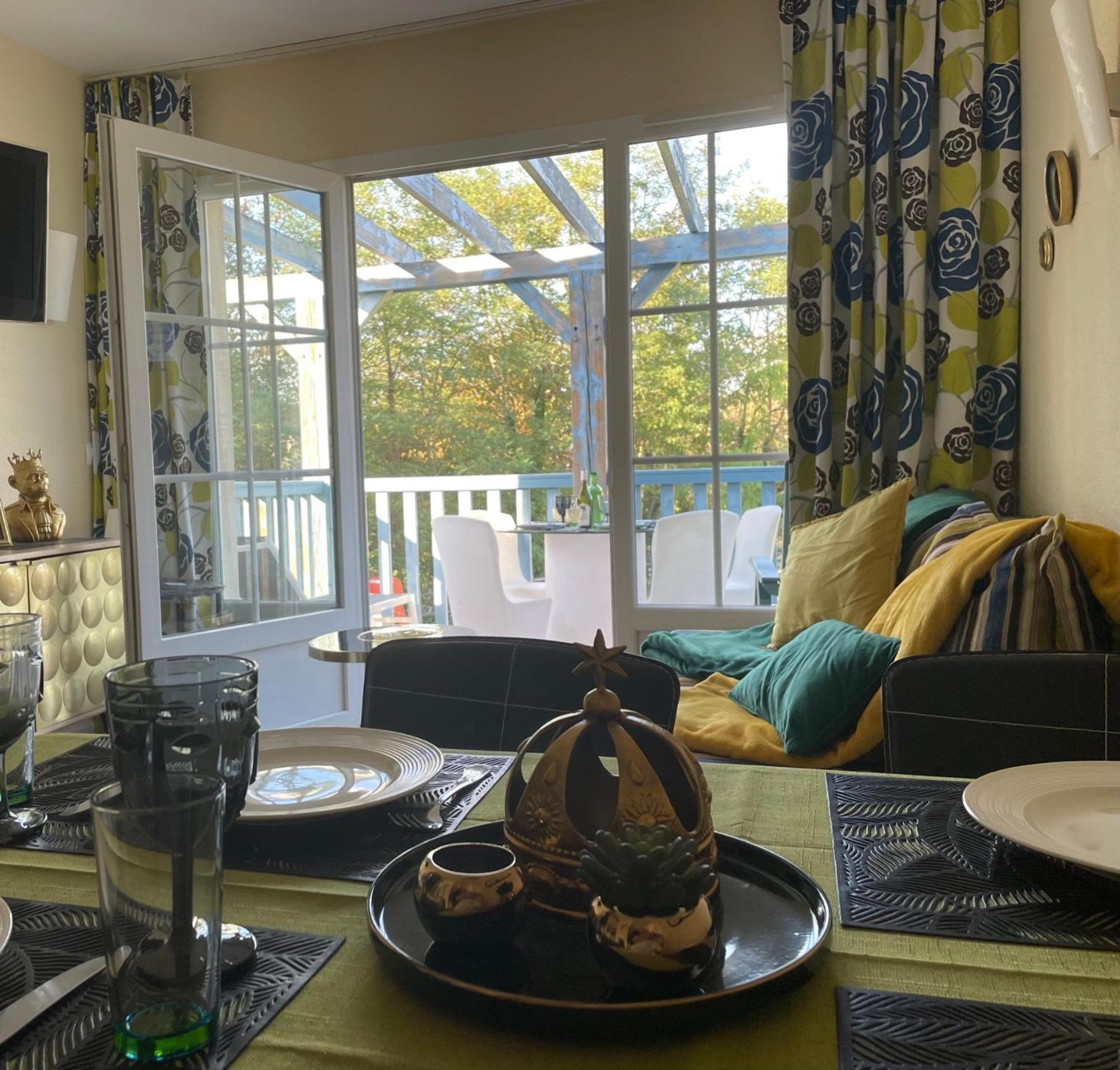 *A Setting Between Dordogne And Swimming Pool* Apartment Аржента Екстериор снимка
